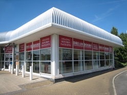Dream Doors Lincoln Showroom