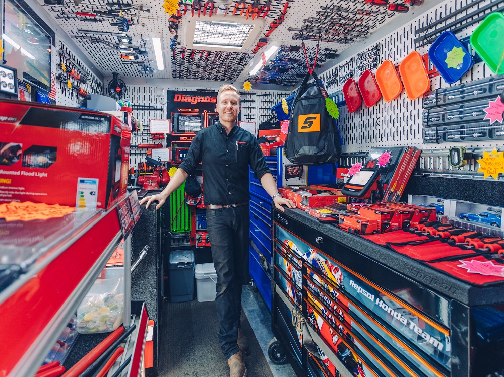 Snap-on Tools Franchise | Mobile Tool Showroom Business